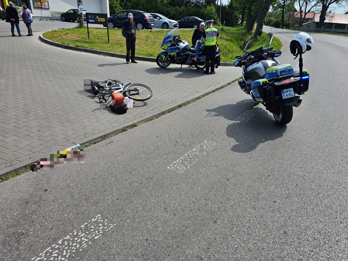 Policjant i świadek zdarzenia