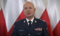 zdjęcie przedstawia wizerunek Komendanta Głównego Policji generalnego inspektora  Jarosława Szymczyka