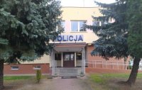 zdjęcie przedstawia budynek Komendy Powiatowej Policji w Lubartowie