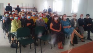 zdjecie przedsatwia seniorów w Szczekarkowie