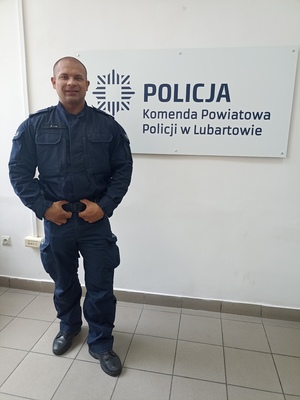 na zdjeciu Policjant z Lubartowa nominowany do tytułu „Osobowość Roku 2023”
