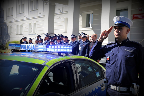 Hołd polgłemu policjantowi
